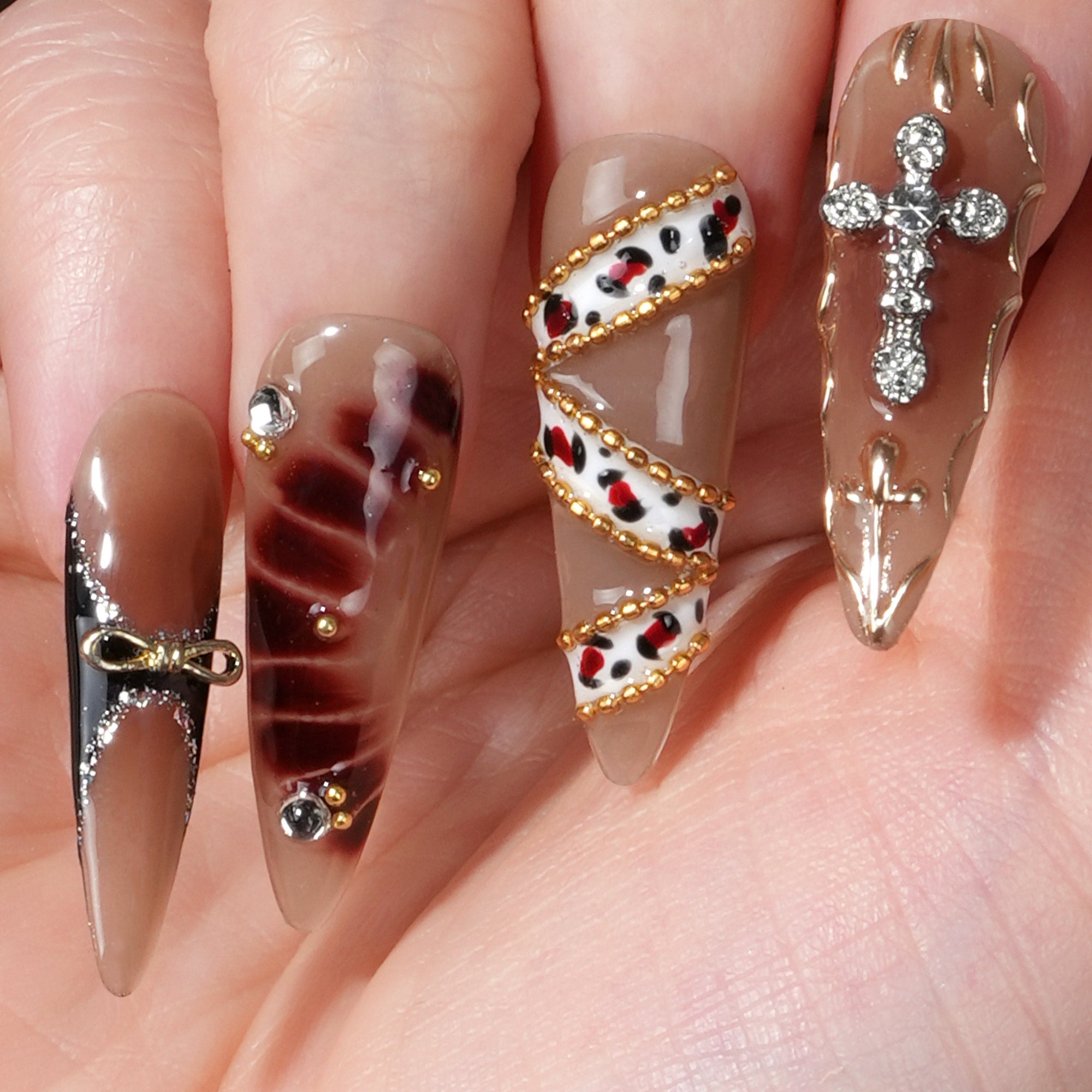 Noir Diva - Leopard Sweet