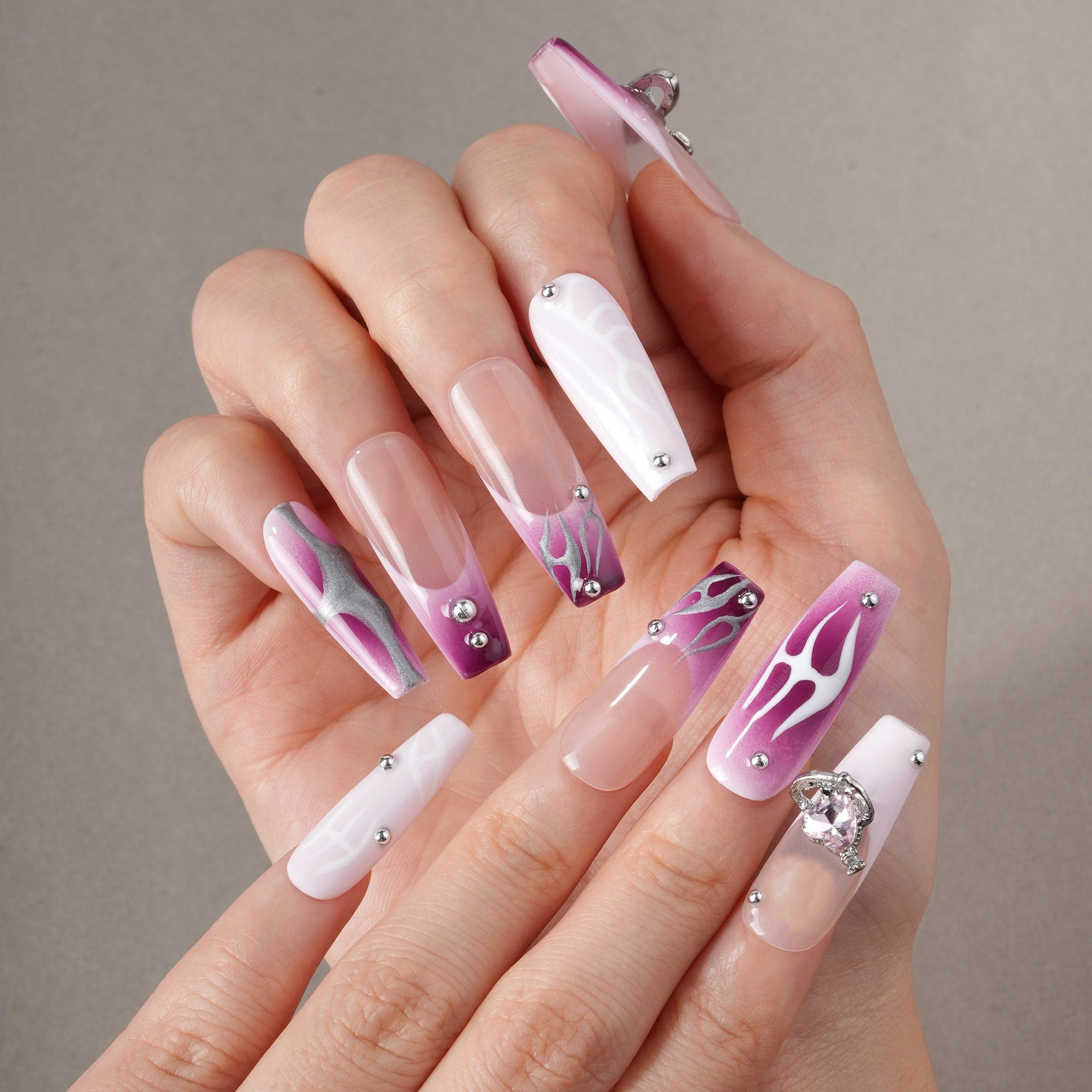 Noir Diva - Cosmic Flame