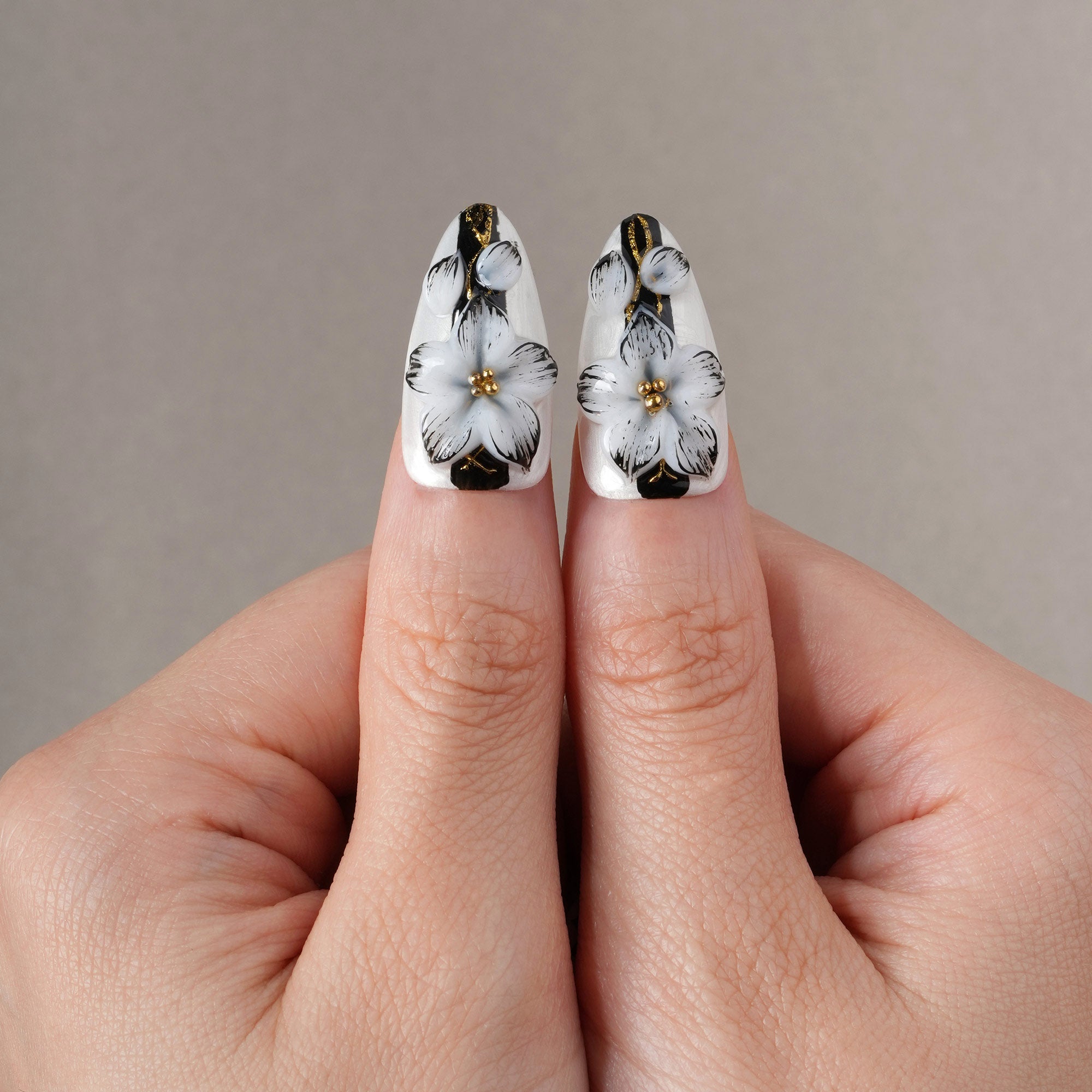 Noir Diva - Midnight Petal